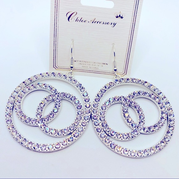 Earrings Crystal Forever Love Circles Silver tone  Pierced Super Brilliant - Picture 1 of 8